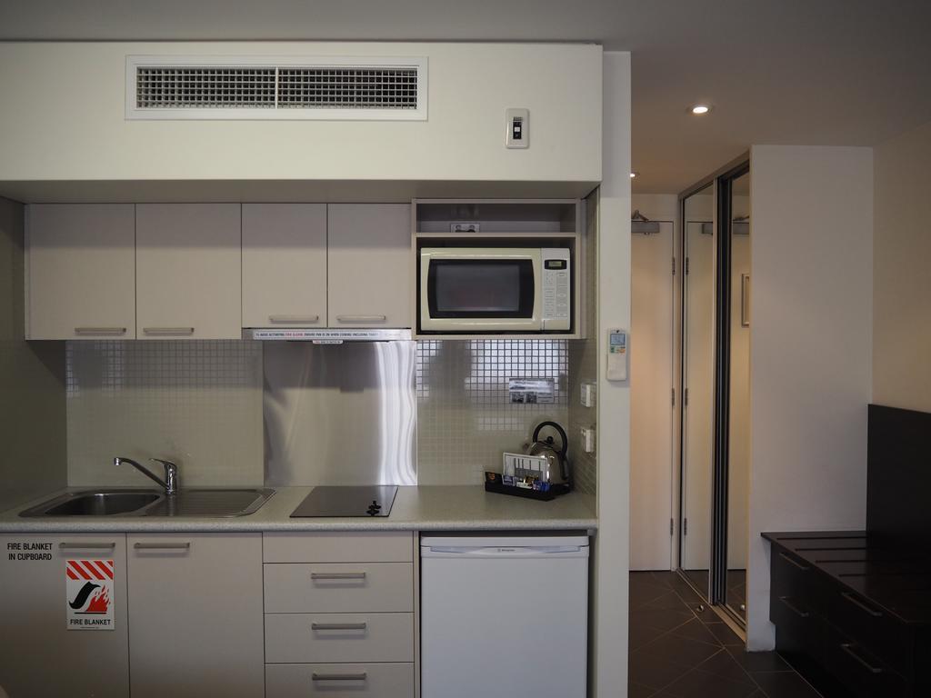 St Ives Apartments Хобарт Экстерьер фото
