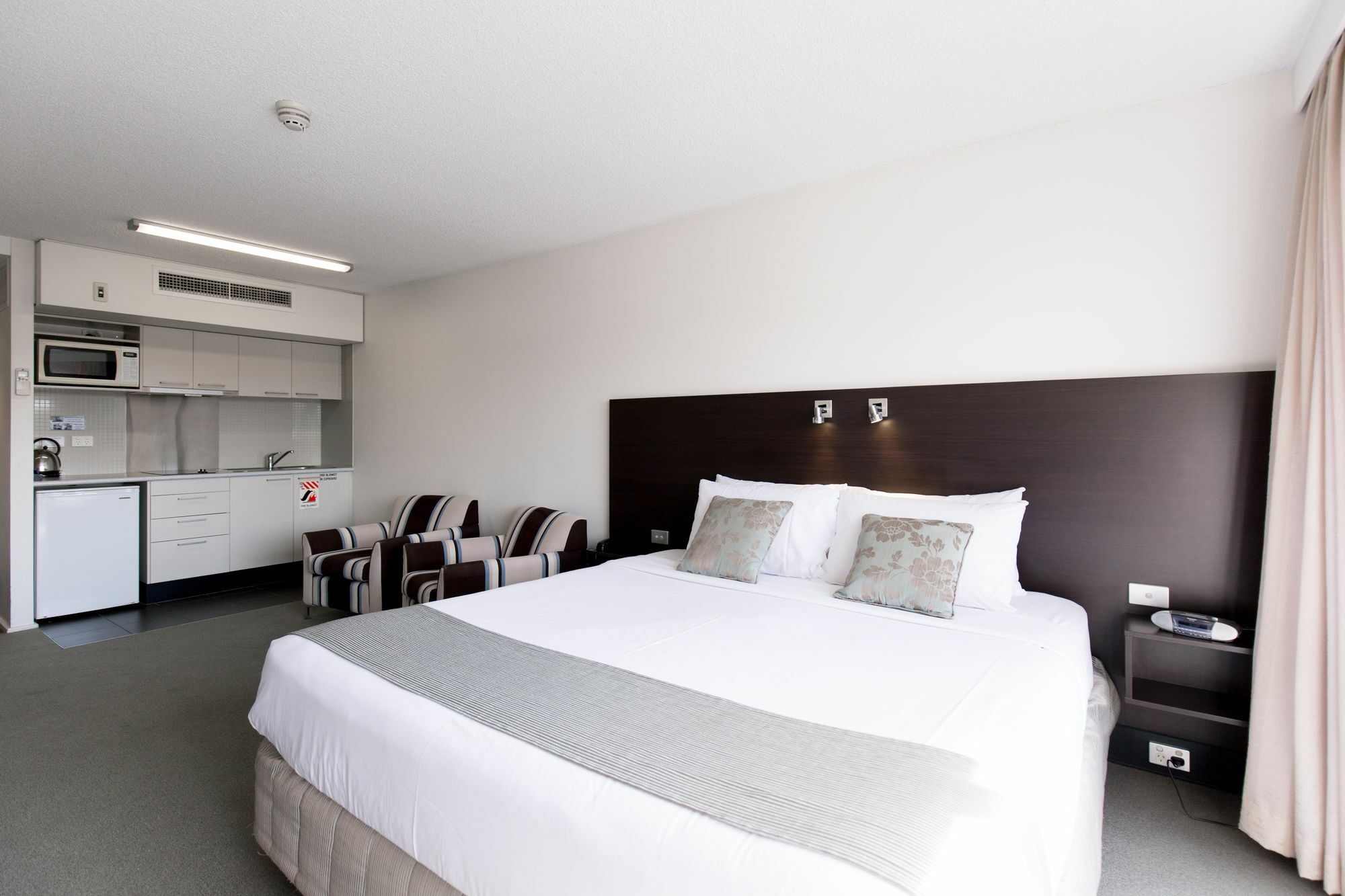 St Ives Apartments Хобарт Экстерьер фото