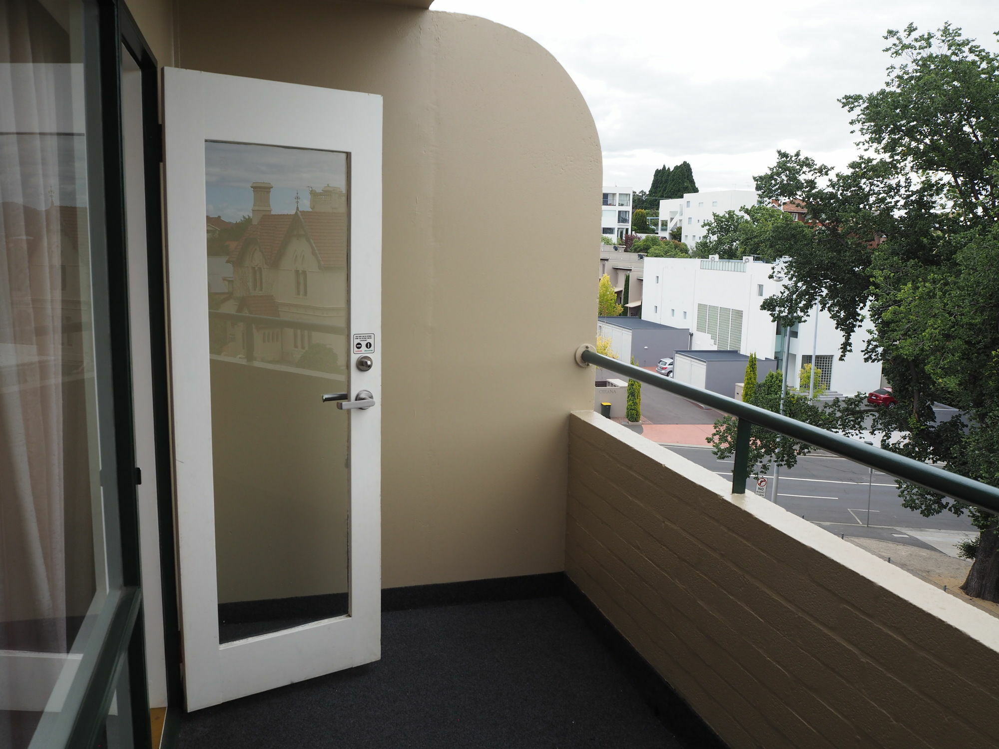 St Ives Apartments Хобарт Экстерьер фото